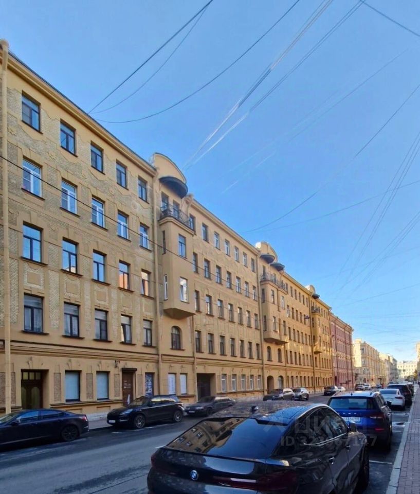 Продажа 6-комн квартиры на вторичном рынке улица Рылеева, 17-19