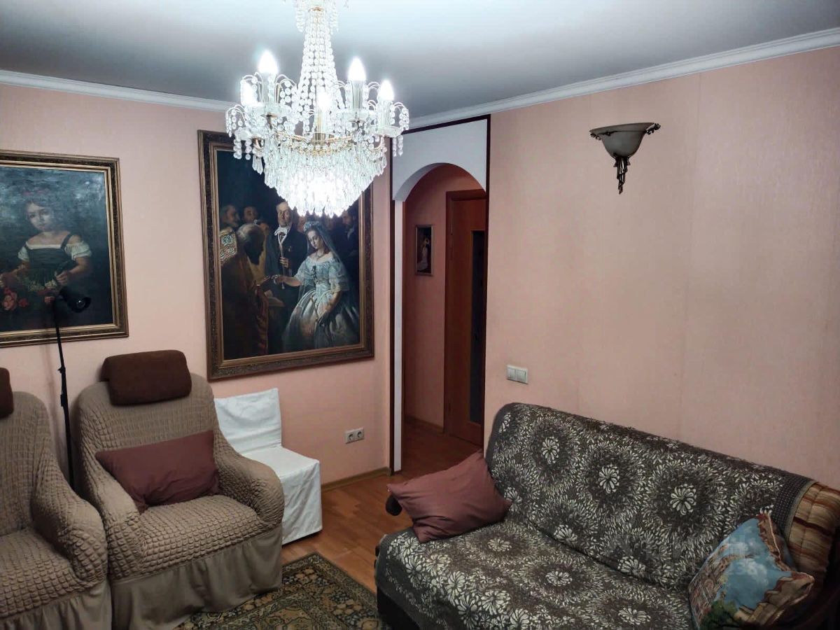 Аренда 2-комн квартиры на вторичном рынке Вокзальный переулок, 7К2