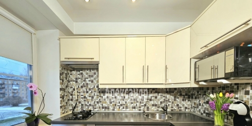 3-комн квартира Омская ул. ,  д. 28