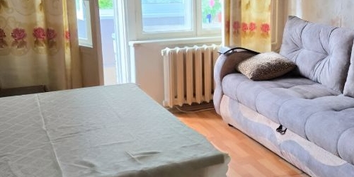 2-комн квартира улица Пилотов, 21