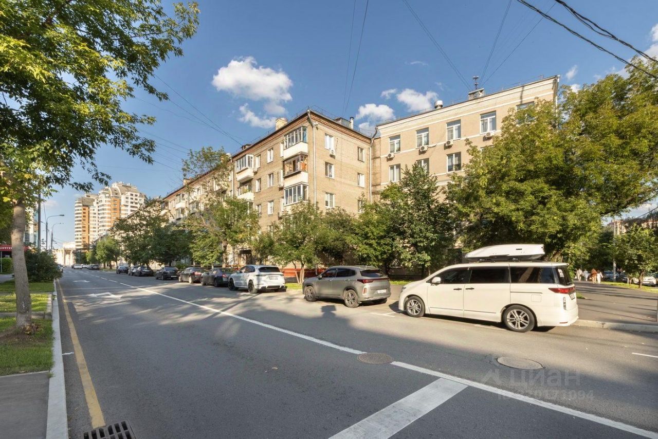 Продажа 2-комн квартиры на вторичном рынке улица Ефремова, 15/22