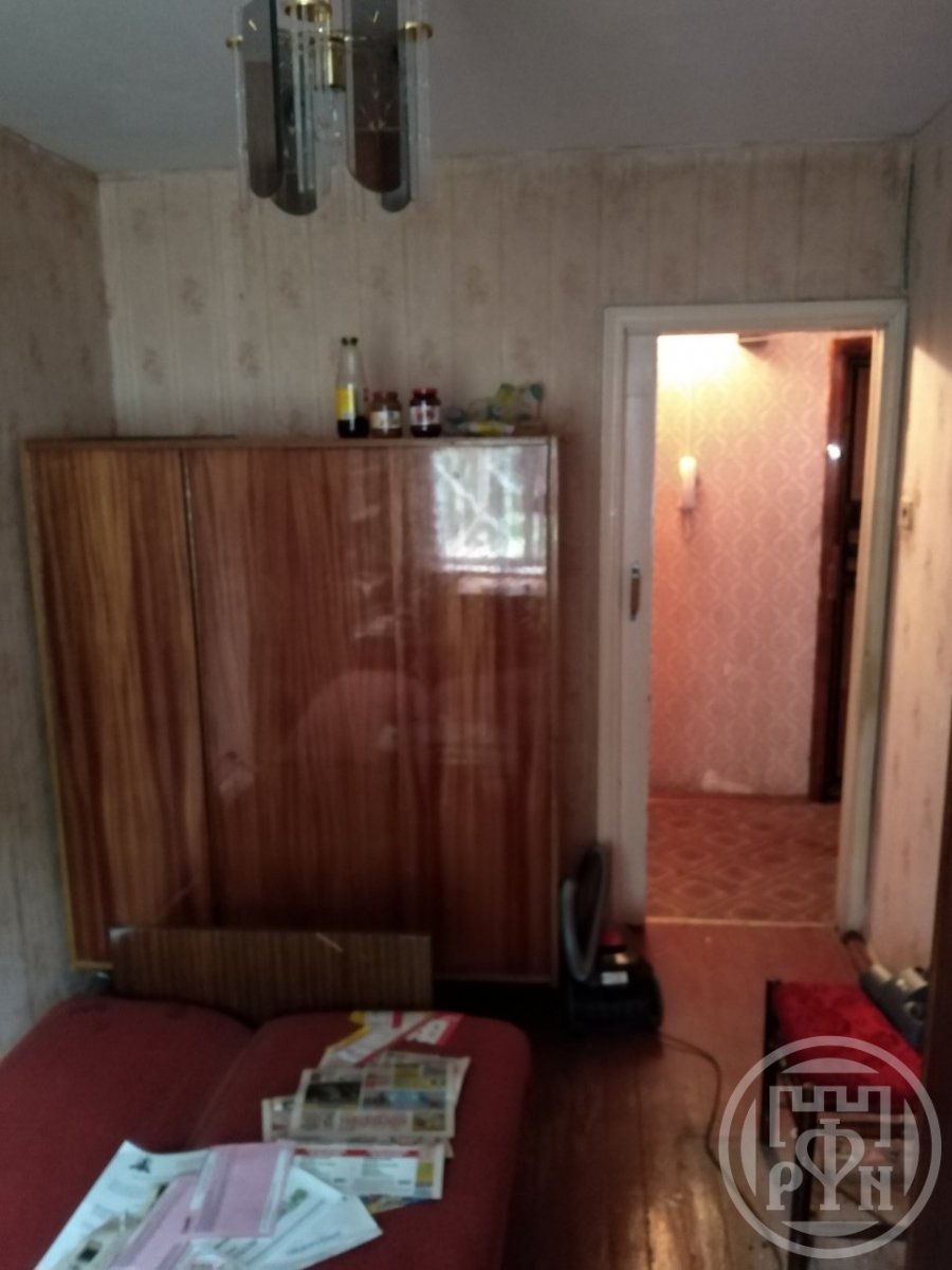 Продажа 3-комн квартиры на вторичном рынке Ломоносов г., Александровская ул. ,  д. 31