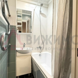 Продажа 1-комн квартиры на вторичном рынке Богатырский пр-кт,  д. 5 к2