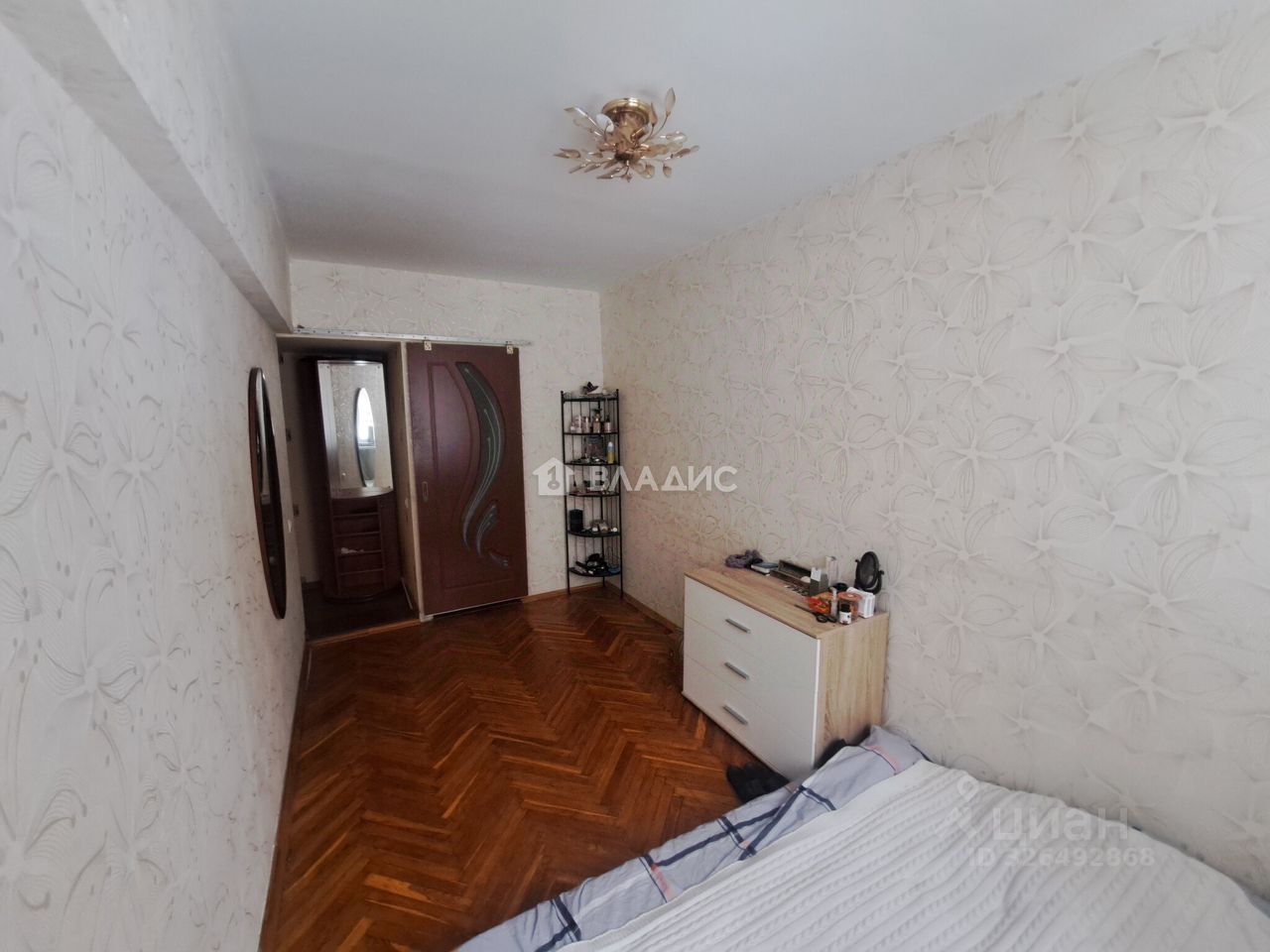 Продажа 2-комн квартиры на вторичном рынке улица Константина Царева, 14