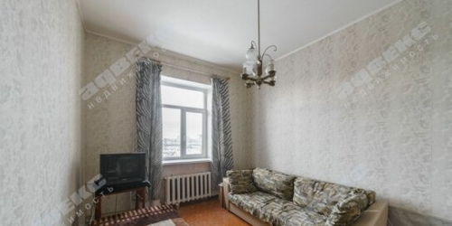 3-комн квартира улица Седова,  д. 80