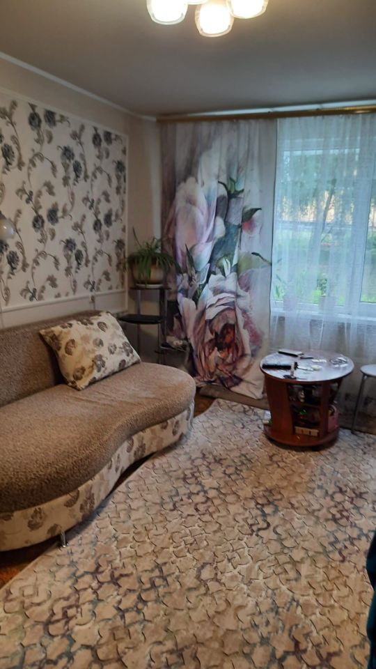 Продажа комнаты пос. Володарского, Центральная улица, 25к2