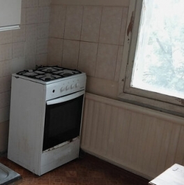 Продажа 4-комн квартиры на вторичном рынке ул Лётчика Пилютова,  д. 40,  к. 2