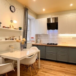 Продажа 2-комн квартиры на вторичном рынке Всеволожск, ул Баркановская,  д. 121