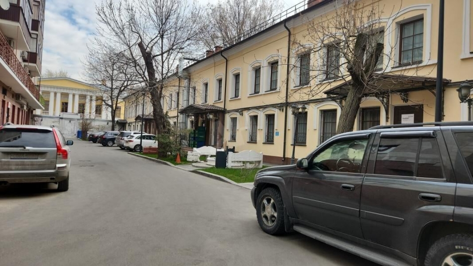 Продажа отдельного здания Хлыновский туп,  д. 2А