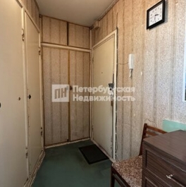 Продажа 1-комн квартиры на вторичном рынке ул Купчинская,  д. 13,  к. 3