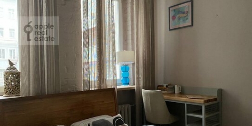 3-комн квартира улица Маши Порываевой,  д. 38