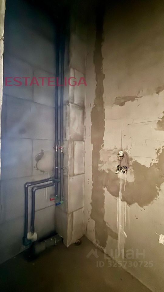 Продажа 2-комн квартиры на вторичном рынке улица Академика Челомея, 1А