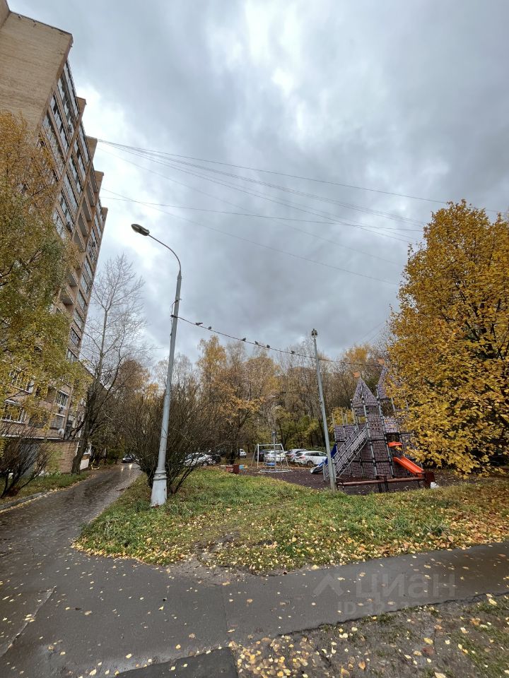 Продажа 1-комн квартиры на вторичном рынке проезд Черского, 1