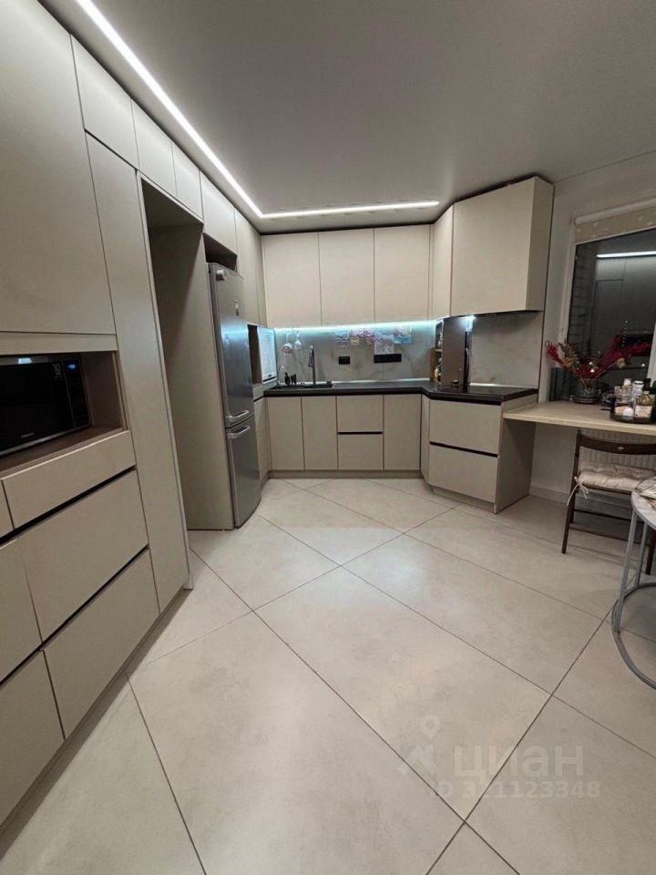 Продажа 2-комн квартиры на вторичном рынке Гаккелевская улица, 33к1