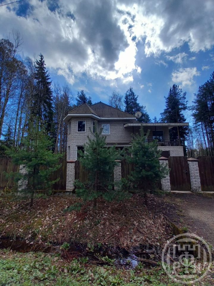 Продажа дома пос. Песочный, Скородумовская улица, 1