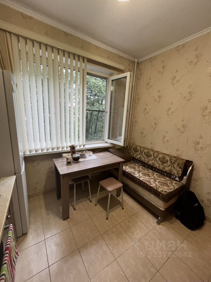 Продажа 1-комн квартиры на вторичном рынке Щелково г,  д. 60