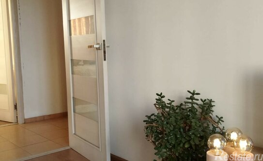 Продажа 3-комн квартиры на вторичном рынке улица Тёплый Стан,  д. 7 к2