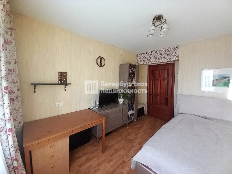 Продажа 3-комн квартиры на вторичном рынке г Кировск, г Кировск, ул Новая, д 9