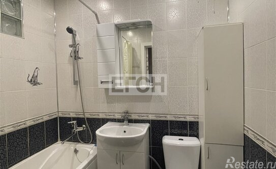 Продажа 2-комн квартиры на вторичном рынке Кирпичный 1-й пер,  д. 26