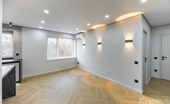 Продажа 3-комн квартиры на вторичном рынке Отрадная улица,  д. 13А