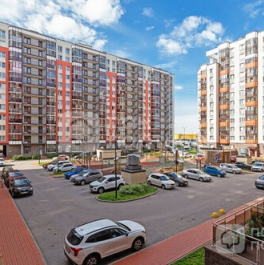 Продажа 1-комн квартиры на вторичном рынке Бугры, ул Английская,  д. 8