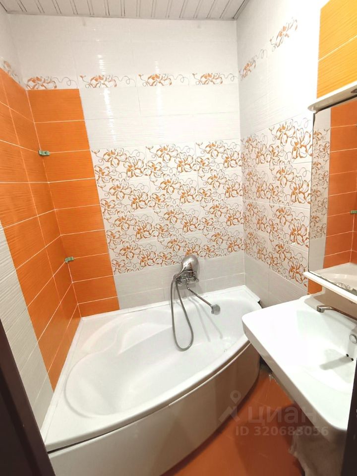 Продажа 3-комн квартиры на вторичном рынке с. Верзилово, улица Преображенская, 1к1