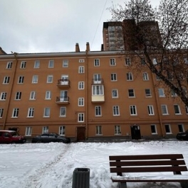 Продажа 3-комн квартиры на вторичном рынке Цимбалина ул,  д. 42