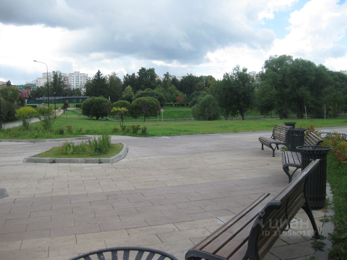 Продажа 2-комн квартиры на вторичном рынке улица Адмирала Руднева, 14