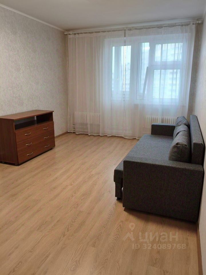 Аренда 2-комн квартиры на вторичном рынке проспект Нововатутинский, 8