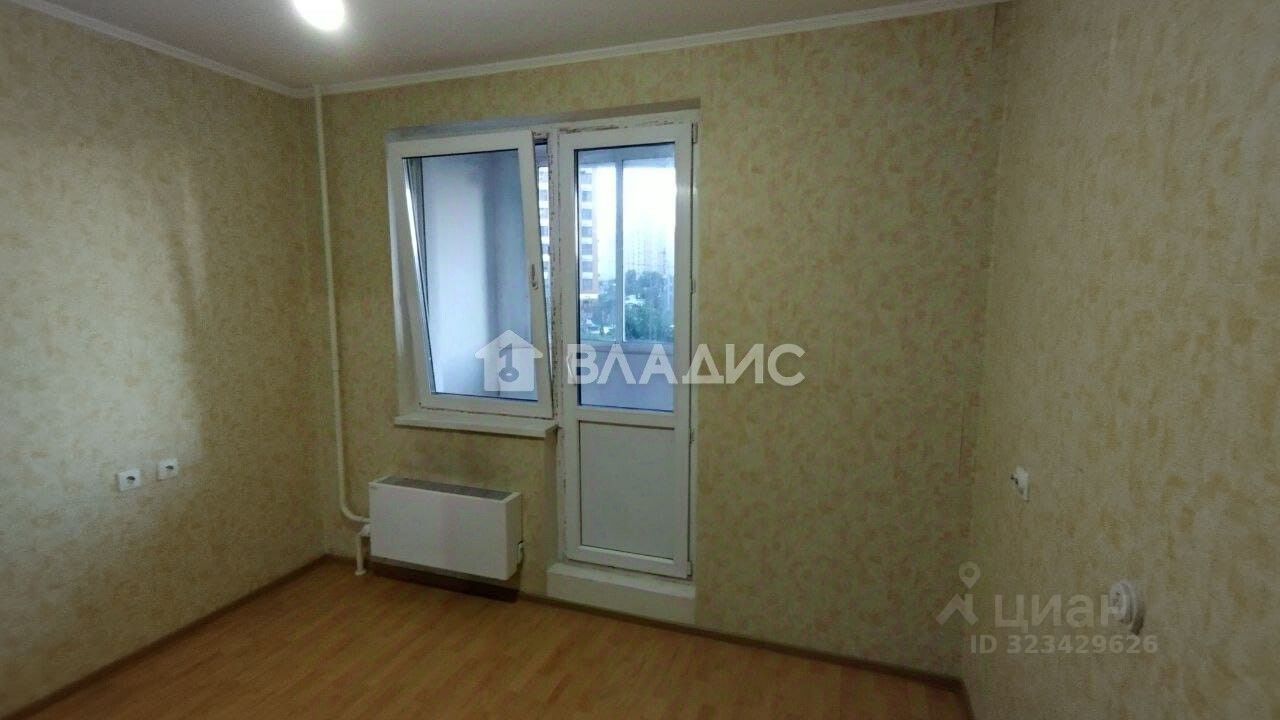 Продажа 1-комн квартиры на вторичном рынке улица Авиаконструктора Петлякова, 31