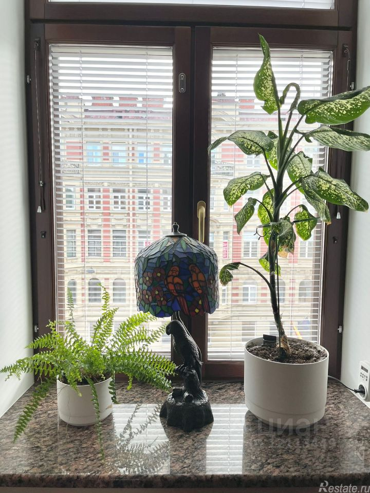 Продажа 3-комн квартиры на вторичном рынке Фурштатская ул,  д. 14