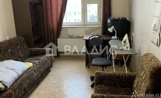 Продажа 2-комн квартиры на вторичном рынке ул Адмирала Лазарева,  д. 27