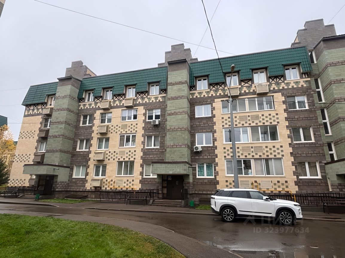 Продажа 2-комн квартиры на вторичном рынке МЖК Изумрудная Долина тер., д. Солманово, улица Лазурная, 18