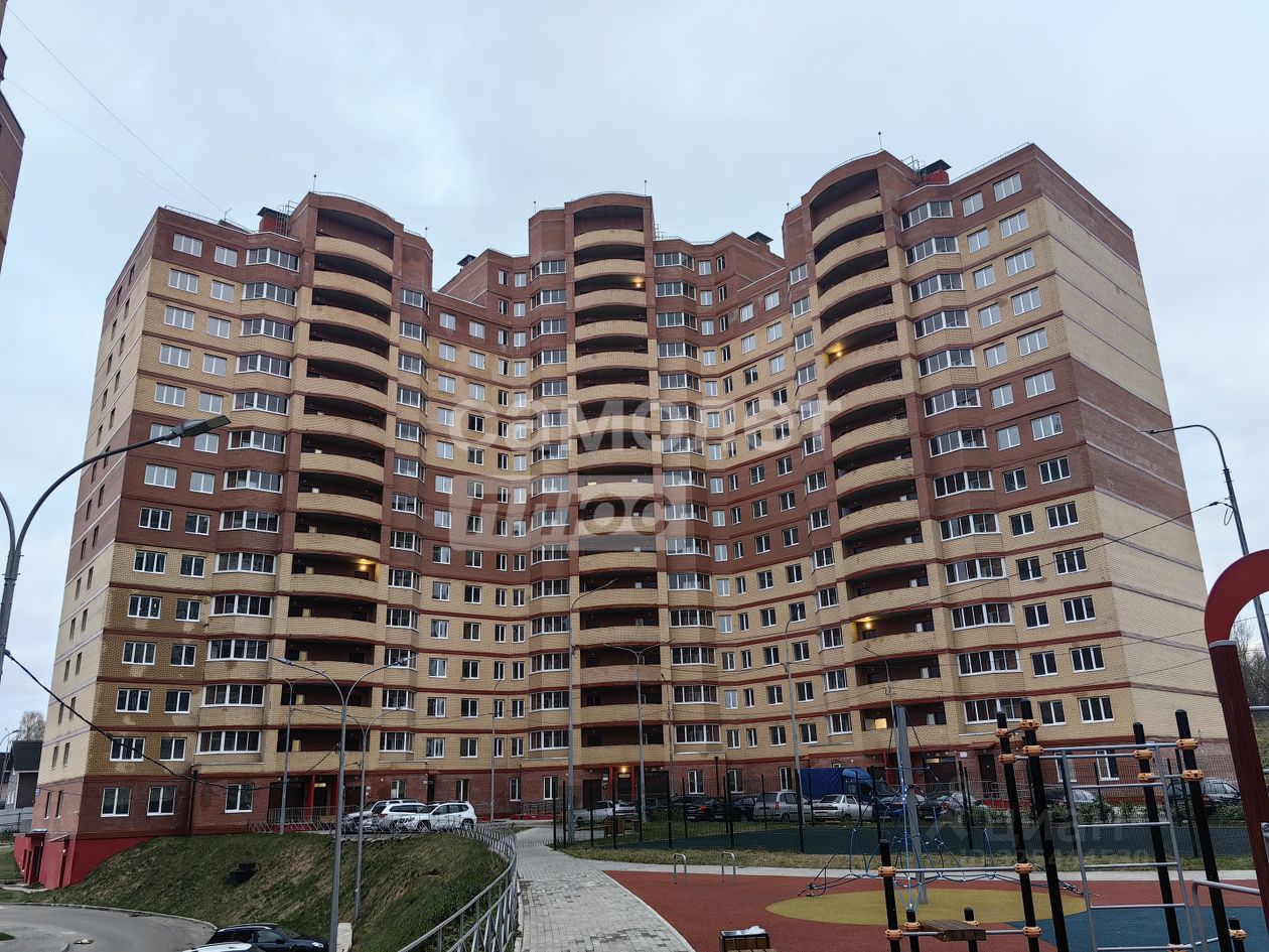 Продажа 2-комн квартиры на вторичном рынке д. Целеево, улица Пятиречье, 1