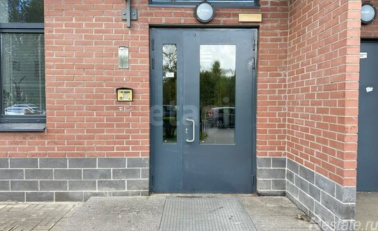 Продажа 2-комн квартиры на вторичном рынке Репищева улица