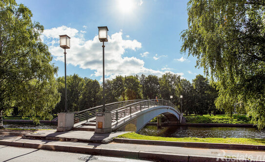 Продажа 3-комн квартиры на вторичном рынке Ремесленная улица,  д. 15 с1