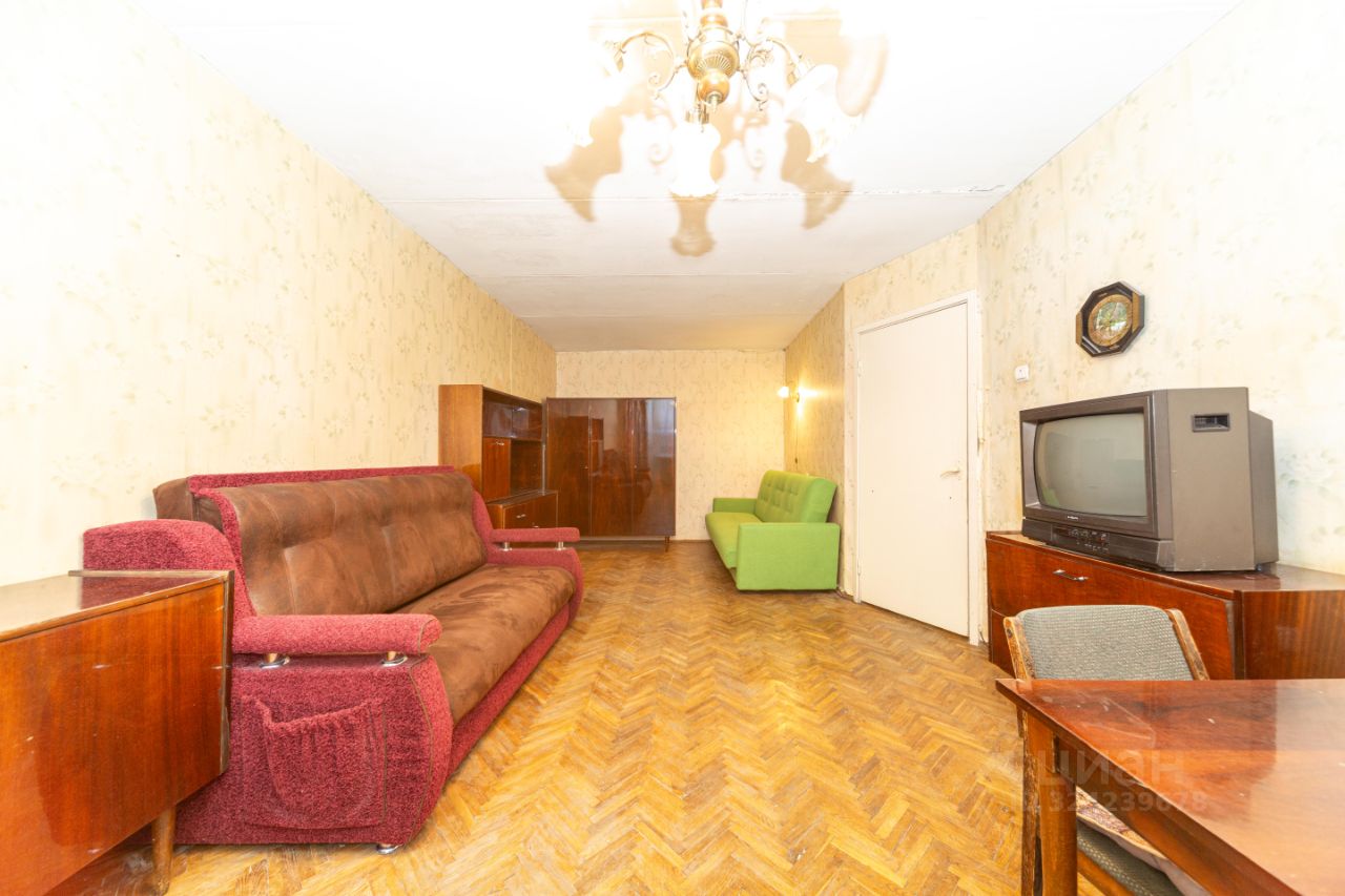 Продажа 1-комн квартиры на вторичном рынке улица Орджоникидзе, 45/1