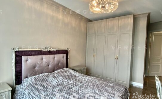 Продажа 4-комн квартиры на вторичном рынке Ленинский пр-кт,  д. 111,  к. 1