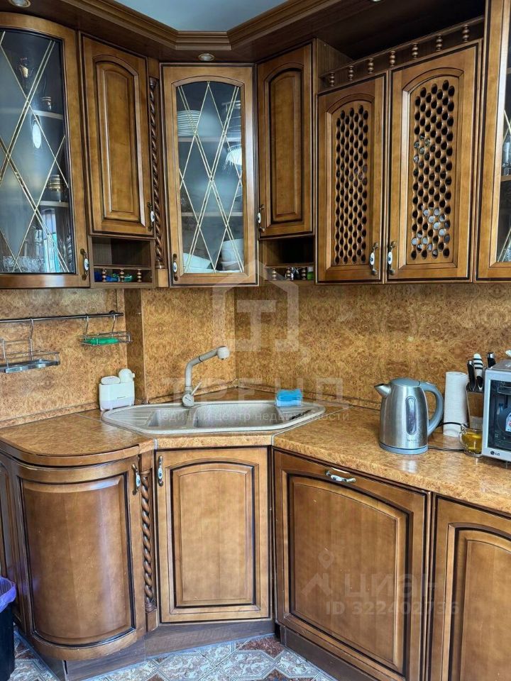 Продажа 3-комн квартиры на вторичном рынке Рыбацкий проспект, 31К2