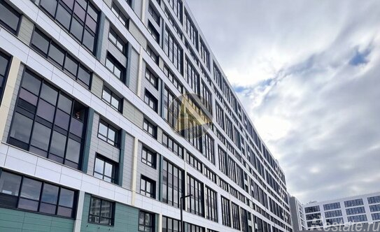 Продажа 2-комн квартиры на вторичном рынке б-р Головнина,  д. 6,  к. 1 стр 1