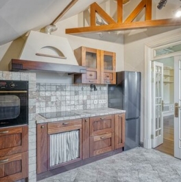 Продажа 4-комн квартиры на вторичном рынке Казачий 2-й пер