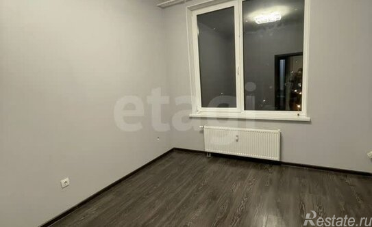 Продажа 2-комн квартиры на вторичном рынке Ветеранов пр-кт,  д. 194