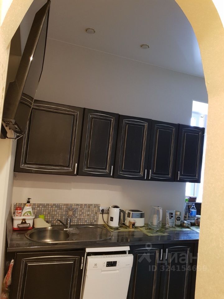 Продажа 2-комн квартиры на вторичном рынке Московский проспект, 145