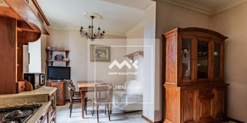 3-комн квартира улица Красного Курсанта,  д. 7