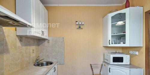 3-комн квартира Звездный б-р,  д. 14