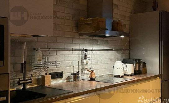 Продажа 2-комн квартиры на вторичном рынке Аптекарский пр-кт,  д. 7