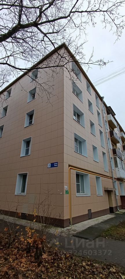 Продажа 3-комн квартиры на вторичном рынке Кириши, улица Мира, 3