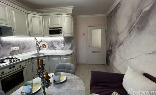 Продажа 3-комн квартиры на вторичном рынке Клишева, улица Шоссейная,  д. 24