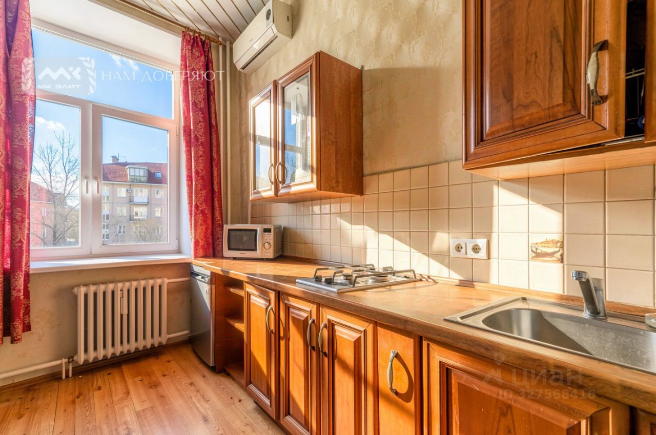 Продажа 1-комн квартиры на вторичном рынке Заневский проспект, 16