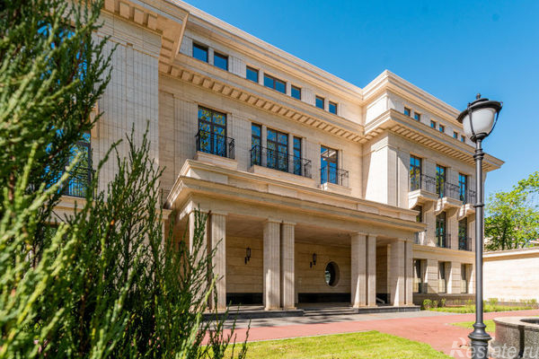 Продажа 2-комн элитного жилья 1-я Берёзовая аллея,  д. 7